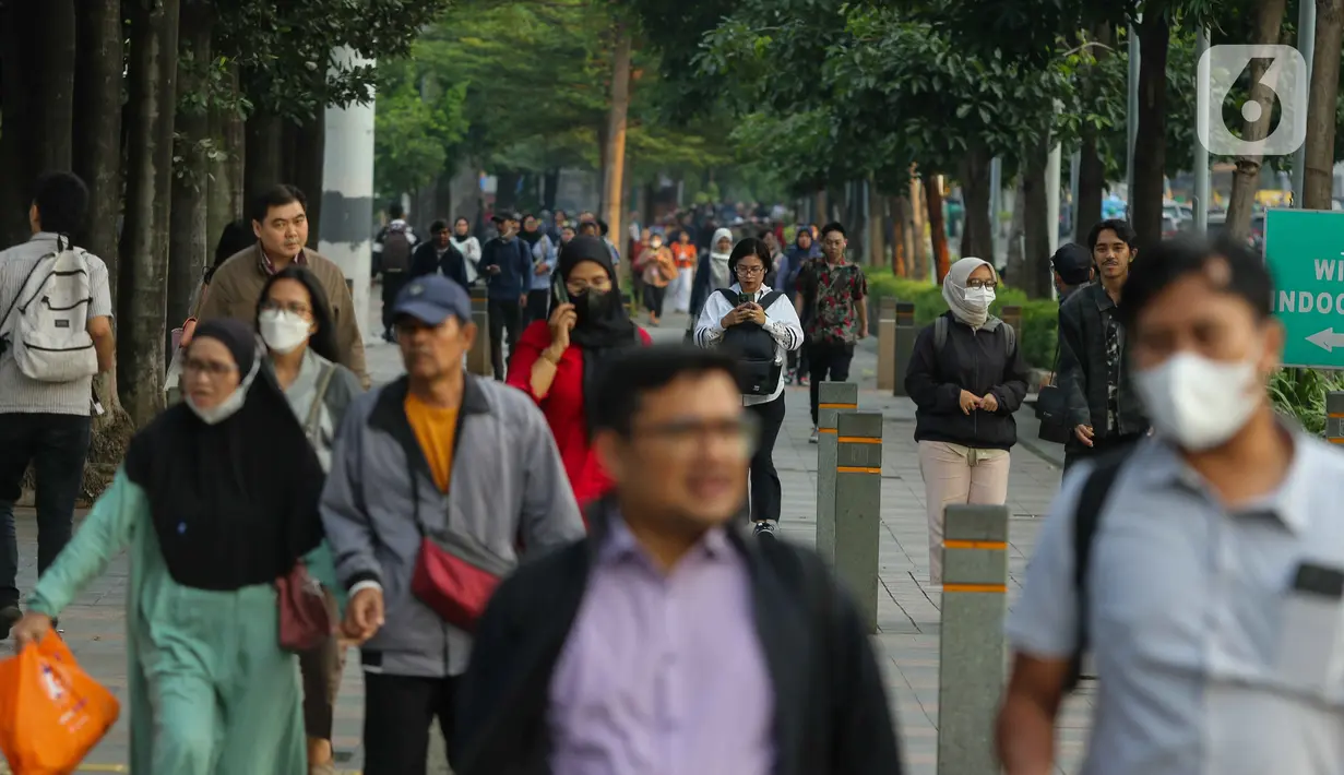 Dengan berjalannya program ini, Pemprov DKI  berharap dapat melihat penurunan signifikan dalam tingkat polusi Udara. (Liputan6.com/Herman Zakharia)