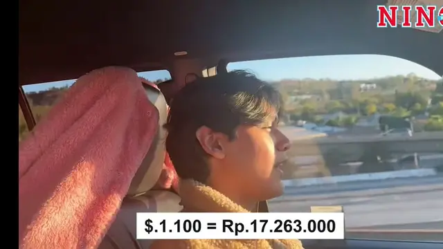 Nino Kuya jualan gorengan di Amerika