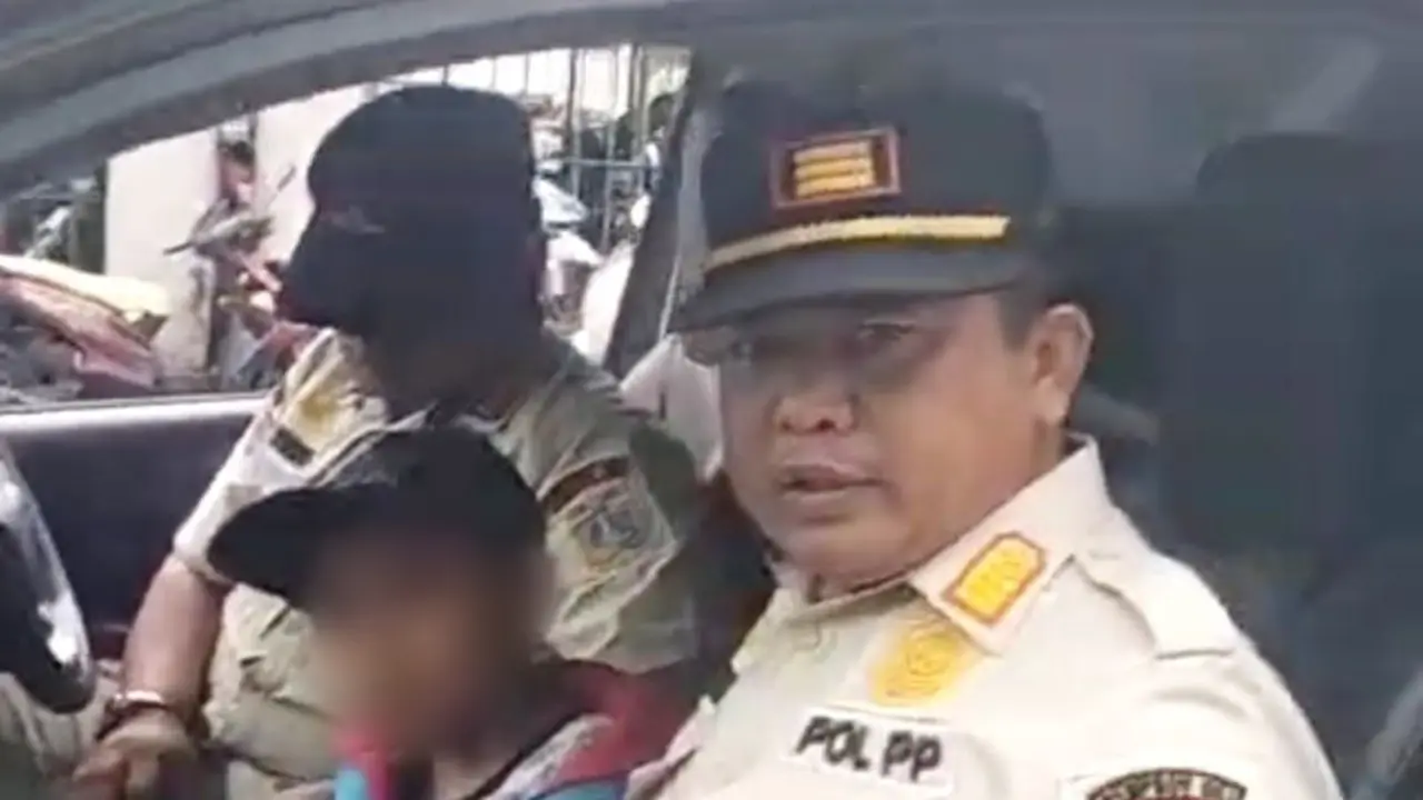 anak ditinggal ayah di pasar kebayoran lama