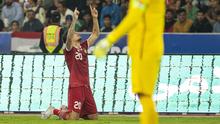 Selebrasi pemain Timnas Indonesia, Shayne Pattynama setelah mencetak gol ke gawang Timnas Irak&nbsp;dalam laga pertama Grup F Kualifikasi Piala Dunia 2026 di Basra International Stadium, Irak, Kamis (16/11/2023) malam WIB. (AFP/Hissein Faleh)