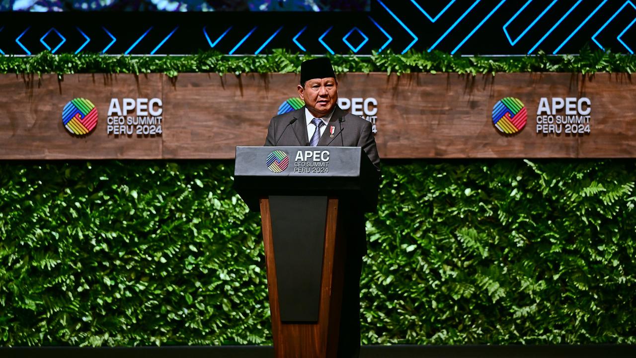 Presiden RI Prabowo Subianto saat berbicara dalam KTT APEC CEO Summit di Lima, Peru, disiarkan di Youtube Sekretariat Presiden, Jumat (15/10/2024).