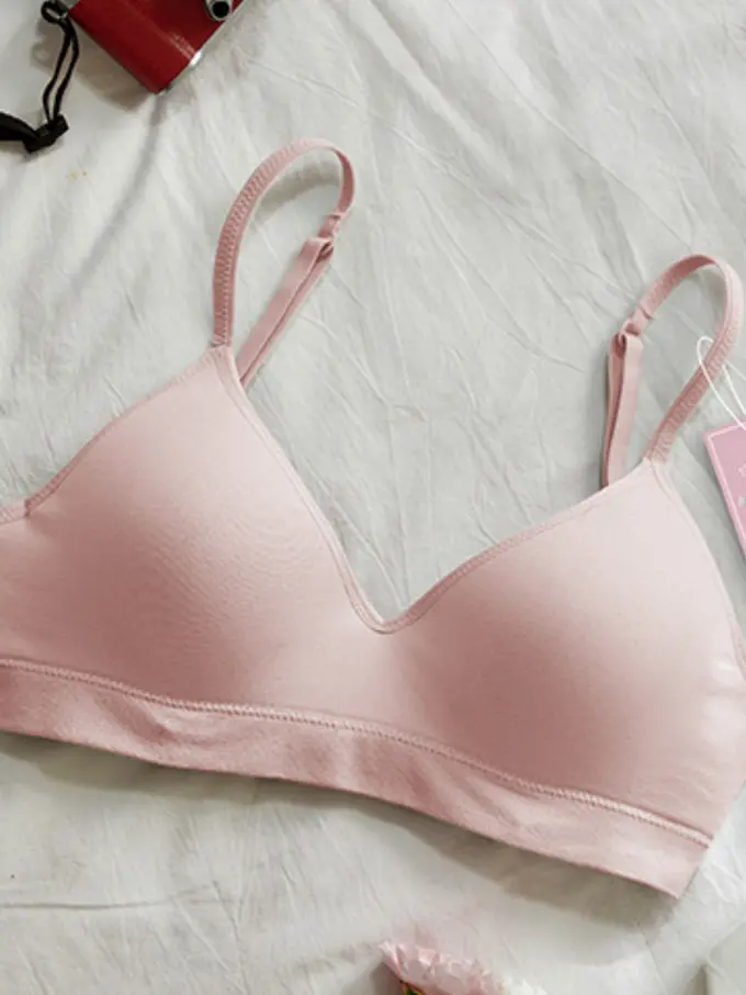 Peduli Kanker Payudara dengan Seamless Bra Pink