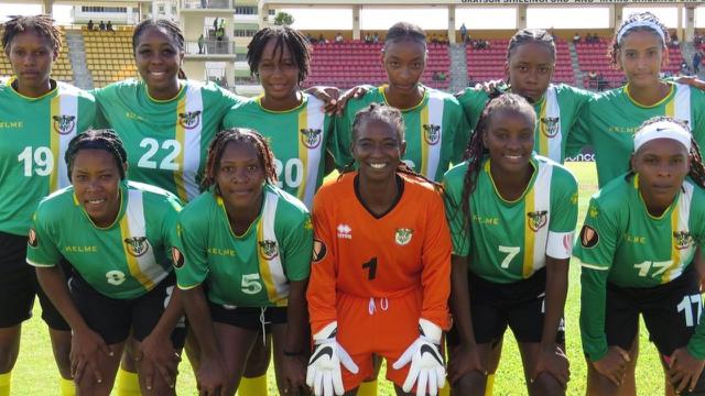 Timnas Dominika Putri, Kelme