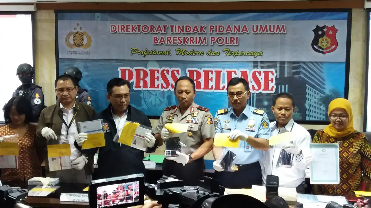Bareskrim Polri membongkar kasus perdagangan orang ke Malaysia melalui Facebook