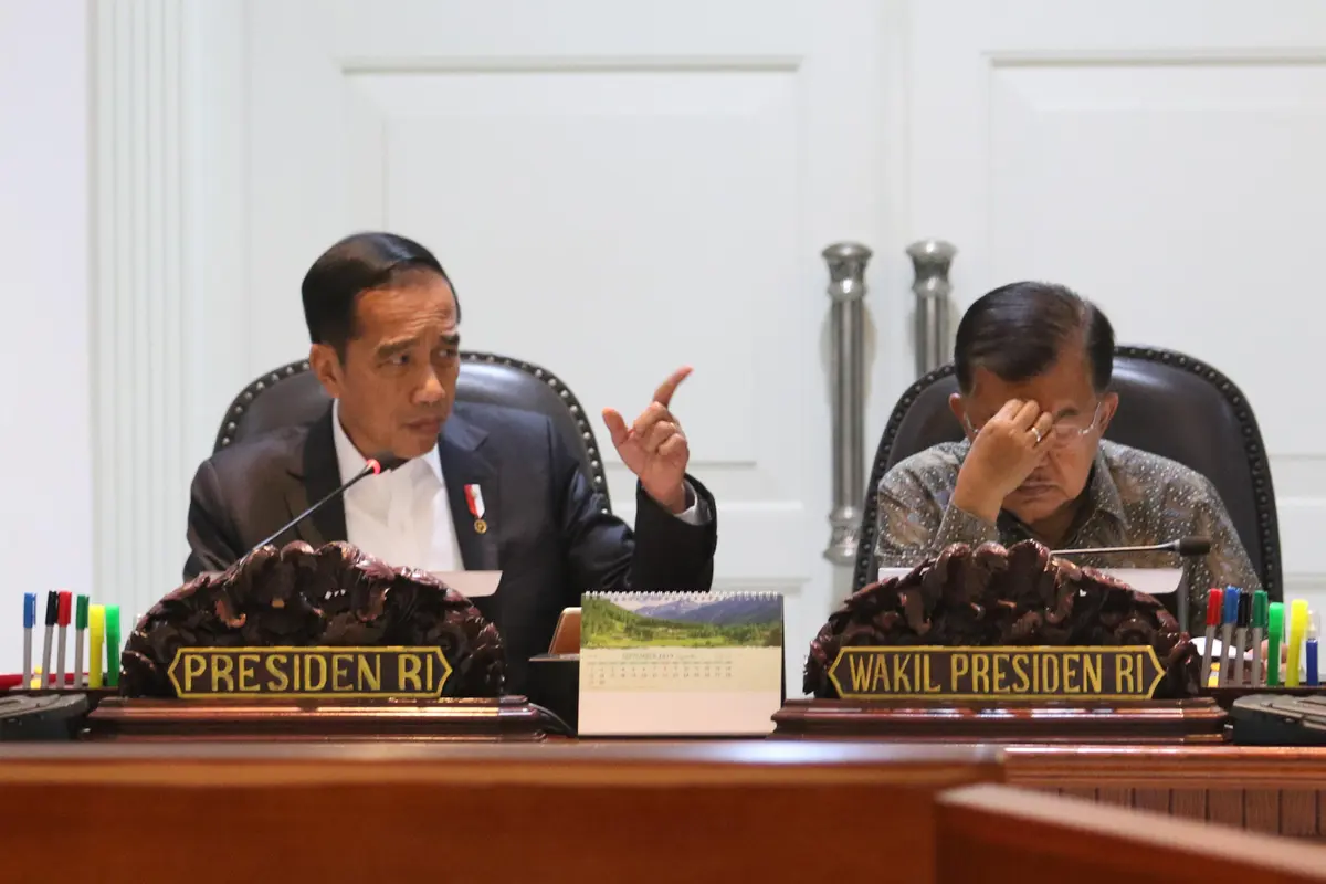 Jokowi Gelar Rapat