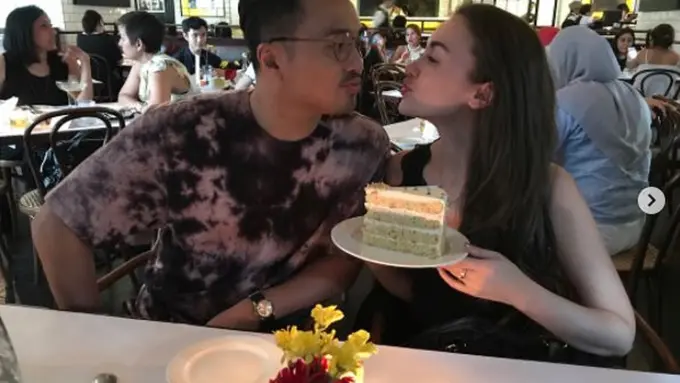 [Bintang] Rianti Cartwright dan Cassanova Alfonso