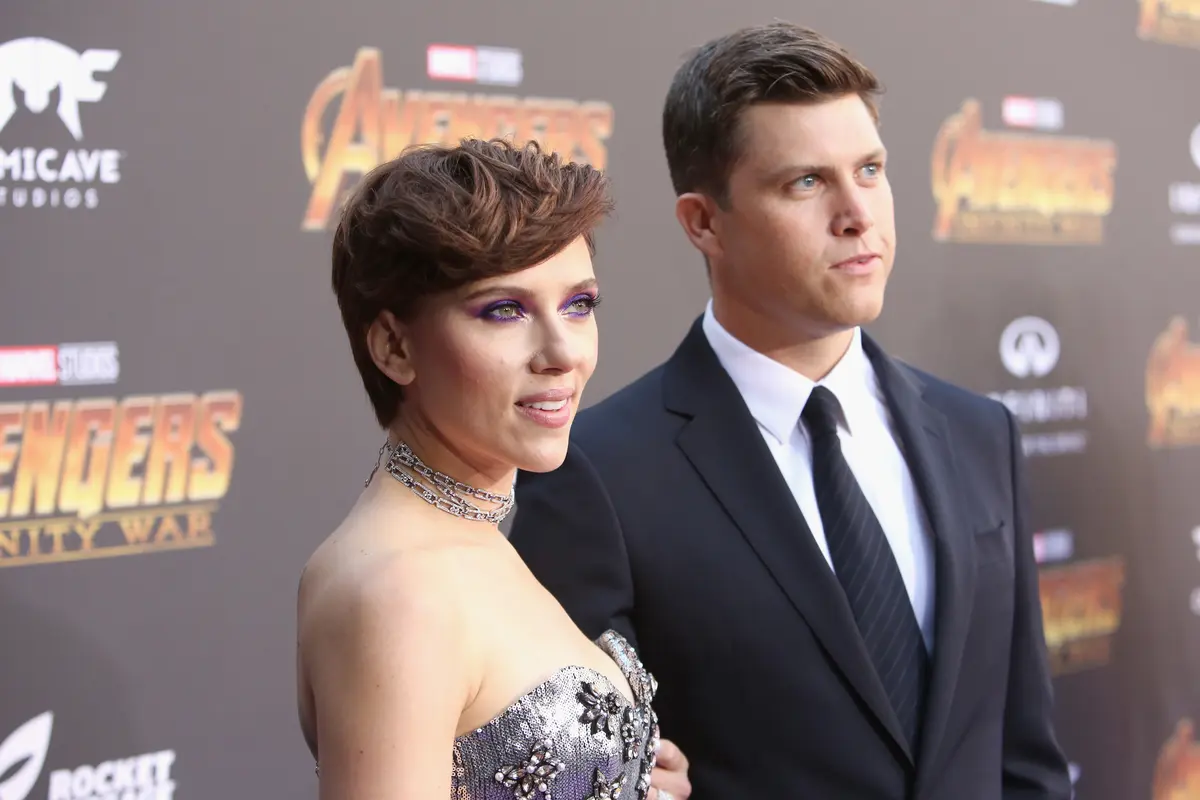 [Bintang] Scarlett Johansson - Colin Jost