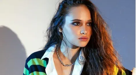 Pengalaman Baru Aurora Ribero Main di Serial Kaget Nikah ...