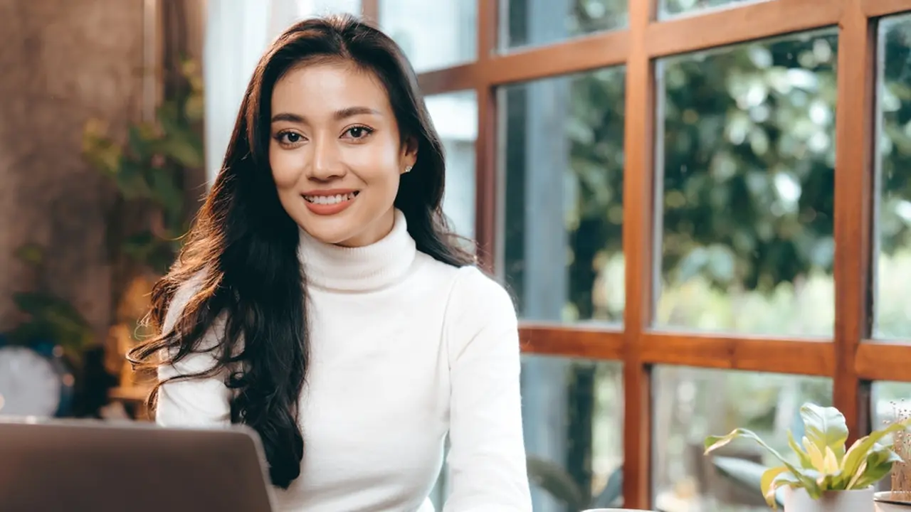 tersenyum kalem mandiri