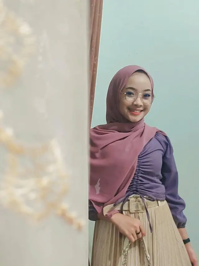 7 Pesona Findi Artika saat Pakai Hijab, Disebut Mirip Nissa Sabyan