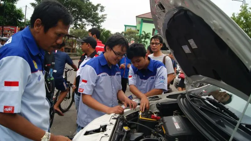 Velozity Gelar Kampanye Keselamatan Berkendara di Kota Pahlawan