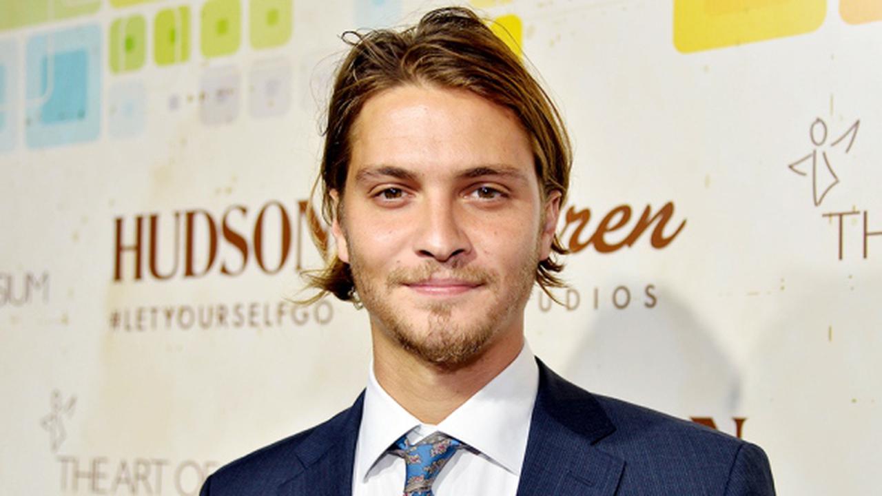 Tak Mau Perankan Gay, Aktor Ini Tinggalkan True Blood