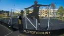 Suasana Zlatan Court di Rosengard, Malmoe, Swedia Selatan (3/5/2016).  Zlatan Court didirikan oleh Nike dan Zlatan Ibrahimovic pada 8 Oktober 2007. (AFP Photo/Jonathan Nackstrand)