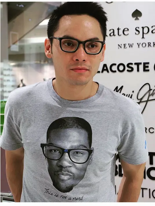 "Buat teman, buat keseharian, buat keluarga. Nikah kan sunah juga dianjurkan agama untuk berpasang-pasangan." ujar Ben. (via Instagram)