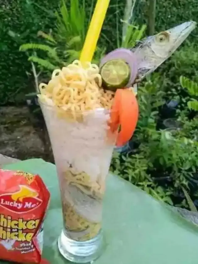 6 Potret Hiasan Minuman di Pinggiran Gelas Ini Nyeleneh, Jadi Gagal Estetik