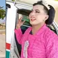 Sopir Ambulans Gercep ke IGD, Masih Berkebaya Karnaval dan Full Makeup (Tangkapan Layar TikTok/zulfikarfa_)