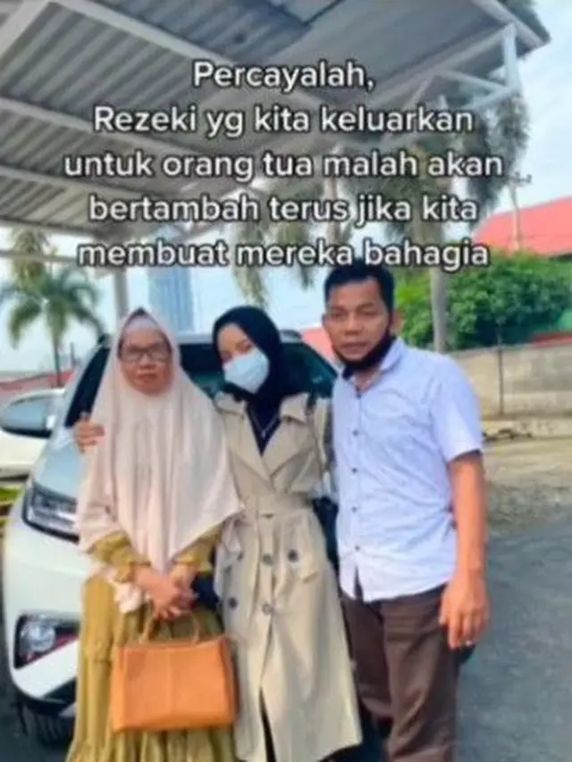 Gadis 21 tahun beli mobil