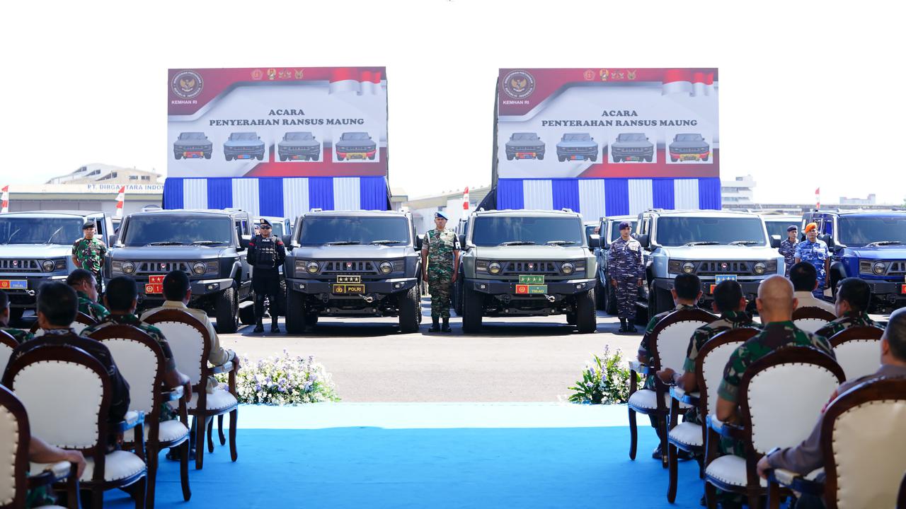 Menhan Beri 700 Unit Mobil Maung MV3 untuk TNI dan Polri