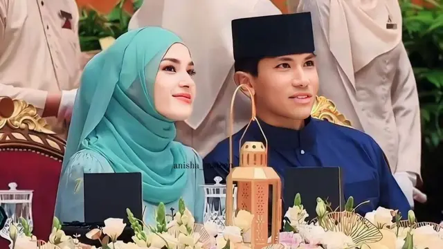 6 Pesona Menawan Anisha Rosnah Dibalut Baju Kurung Hijau Mint saat Halal Bihalal Bareng Ratusan Mahasiswa