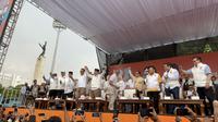 Calon Gubernur (Cagub)-Calon Wakil Gubernur (Cawagub) Jakarta nomor urut 1 Ridwan Kamil-Suswono menggelar kampanye akbar di Lapangan Banteng, Jakarta Pusat, Sabtu (23/11/2024). (Liputan6.com/Winda Nelfira).