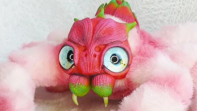 Patung Boneka Alien
