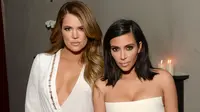 Bak Tamu Negara, Kim &amp; Khloe Kardashian Bertemu PM Armenia