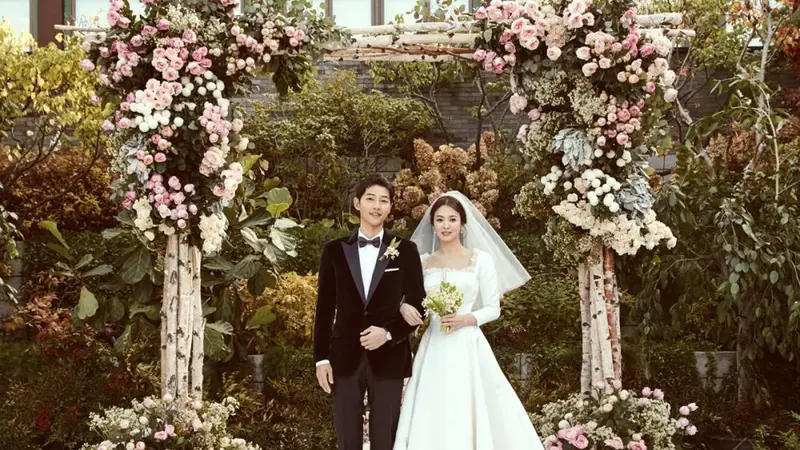 [Bintang] Song Joong Ki dan Song Hye Kyo