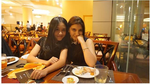 Vanessa juga dekat dengan mantan pacar sang kakak, Cassandra Lee.