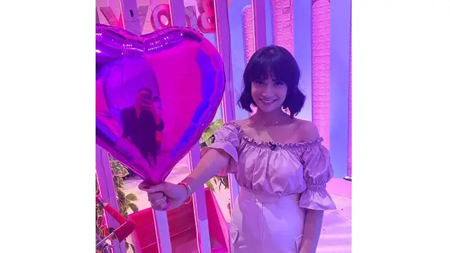Rayakan Hari Valentine, 7 Selebriti Ini Unggah Foto Bareng Pasangan