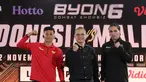 Petarung Mixed Martial Arts (MMA), Ronal Siahaan; CEO Byon Combat, Yoshua Marcellos; dan Putra Abdullah (kiri ke kanan) usai memberi keterangan terkait Byon Combat Showbiz Vol. 6 di Tennis Indoor, Senayan, Jumat (21/11/2025). 12 laga panas yang mencakup boxing, kickstriking, hingga perebutan sabuk ICB International Belt dan dua gelar WBA Asia bakal tersaji pada Byon Combat Showbiz Vol. 6: Indonesia vs Malaysia II. (Bola.com/M Iqbal Ichsan)