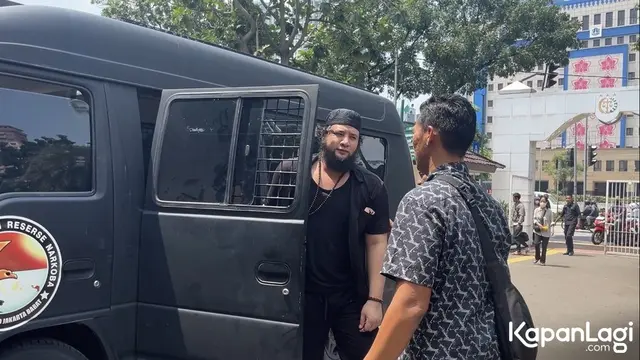 6 Potret Ammar Zoni Brewokan Lebat Usai 3 Bulan di Penjara, Berubah Drastis