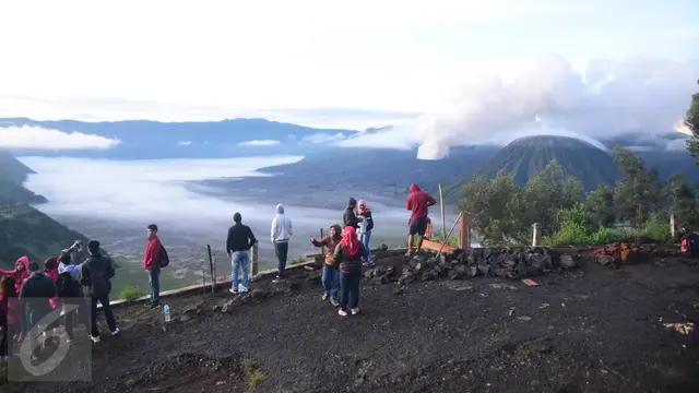 20160403-Menikmati Pemandangan Gunung Bromo yang Eksotik