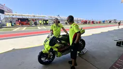 Merasakan Lebih Dekat Paddock Pertamina Enduro VR46 Racing Team di Sirkuit Mandalika
