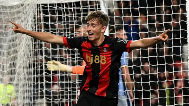 Dean Huijsen dari jebol gawang Manchester United kini diincar Real Madrid