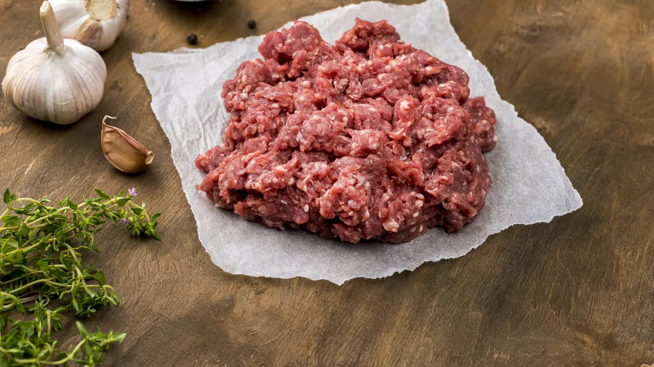 Daging sapi yang sudah dihaluskan (Foto Dok: Freepik/freepik)