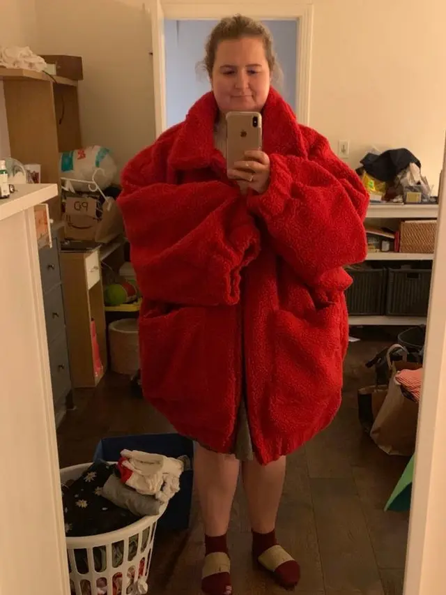 jaket oversize (foto: twitter/@SophiaCK)