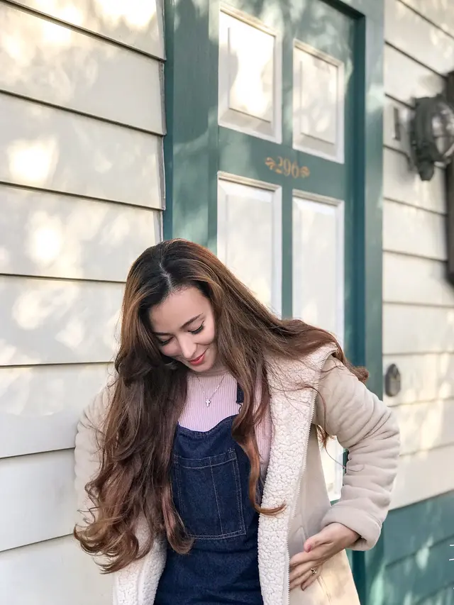 [Bintang] Asmirandah dan Jonas Rivano