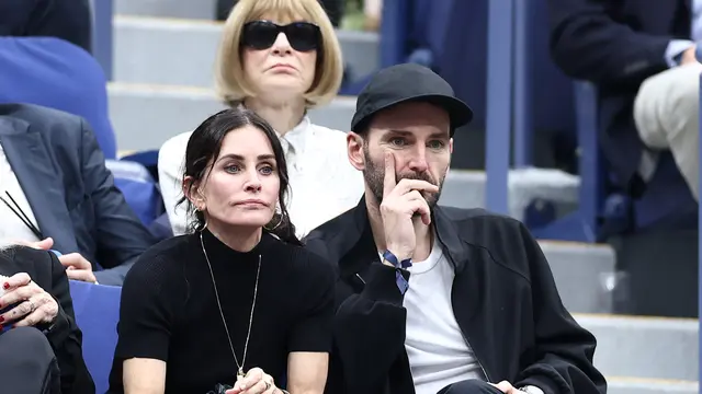 Courteney Cox Putus dari Johnny McDaid Usai 10 Tahun Pacaran