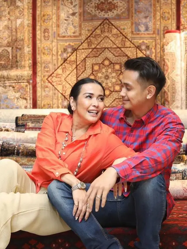 6 Potret Terbaru Jennifer Jill Usai Turun Berat Badan 18 Kg, Awet Muda di Usia 51 Tahun