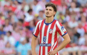 Peluang Barcelona Gaet Julian Alvarez Nol Persen