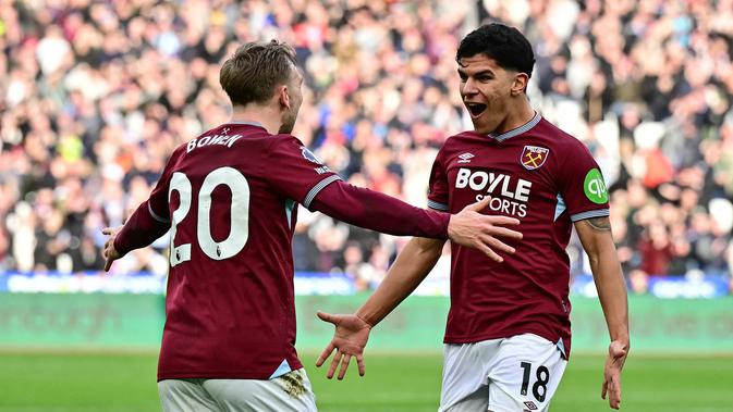 Tekel Liverpool, Manchester United Ingin Punya 2 Fernandes di Lini Tengah Musim Depan