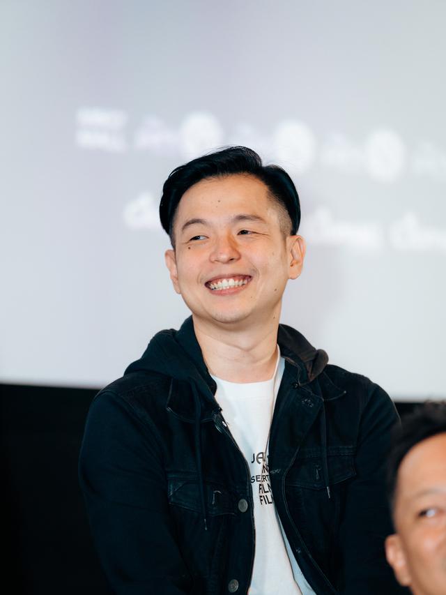 Ernest Prakasa Sempat Ketar-Ketir Film Jatuh Cinta Seperti di Film-Film Dibuat Hitam Putih