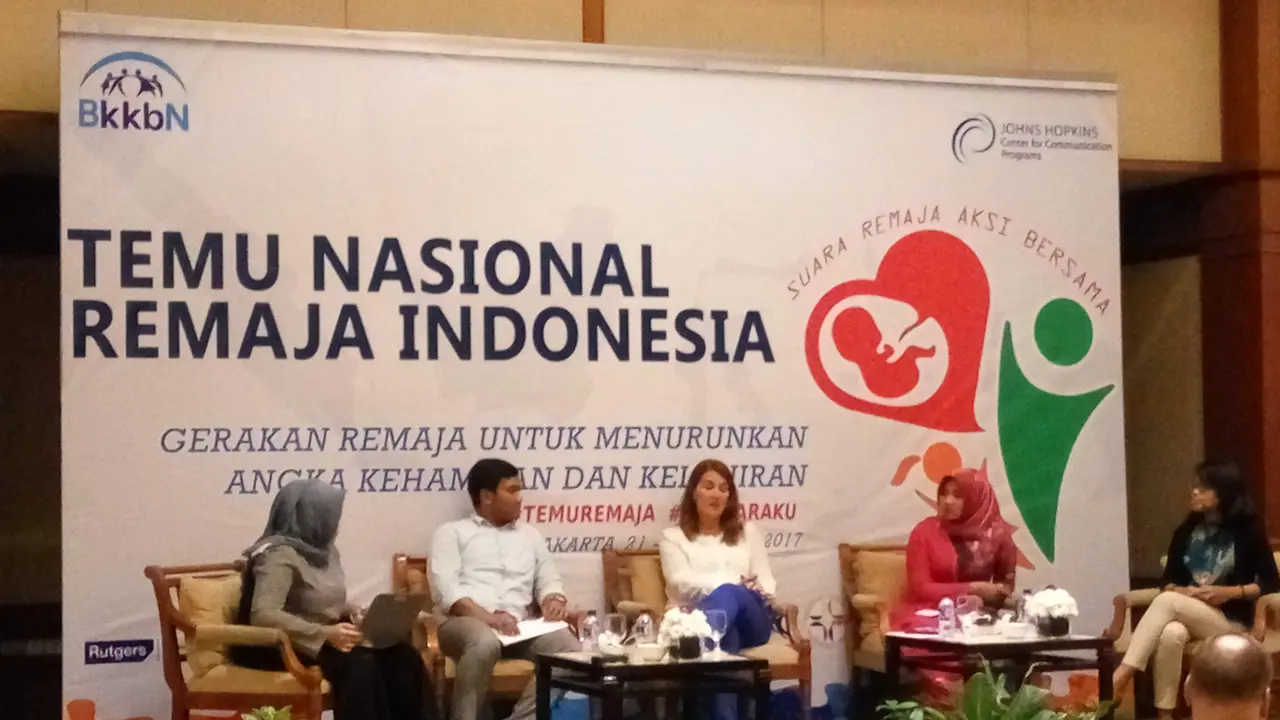 Belajar dari 3 Daerah Kontrol Seks Remaja di Luar Nikah