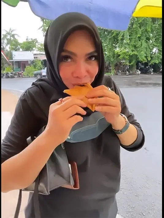 [Instagram/rieta_amilia]