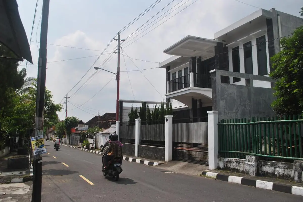 7 Keuntungan Kalau Punya Rumah di Pinggir Jalan Raya