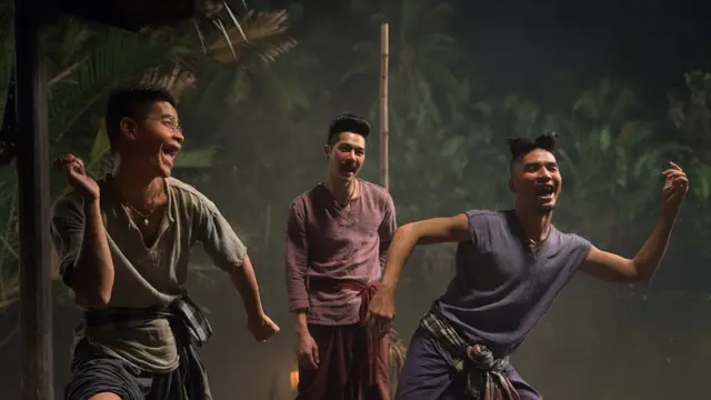 Pee Mak.