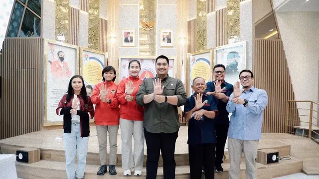 7 Potret Angela Gilsha yang Kini Jadi Staf Ahli Kemenpora