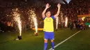 Pemain yang identik dengan selebrasi 'siu' ini disambut sangat meriah oleh Al Nassr. Ronaldo berujar kariernya di Eropa sudah selesai dan ia ingin tantangan baru di Asia. Al Nassr menjadi klub yang bakal merasakan jasa Ronaldo dalam upaya mencari tantangan baru. (Liputan6.com/IG/cristiano)