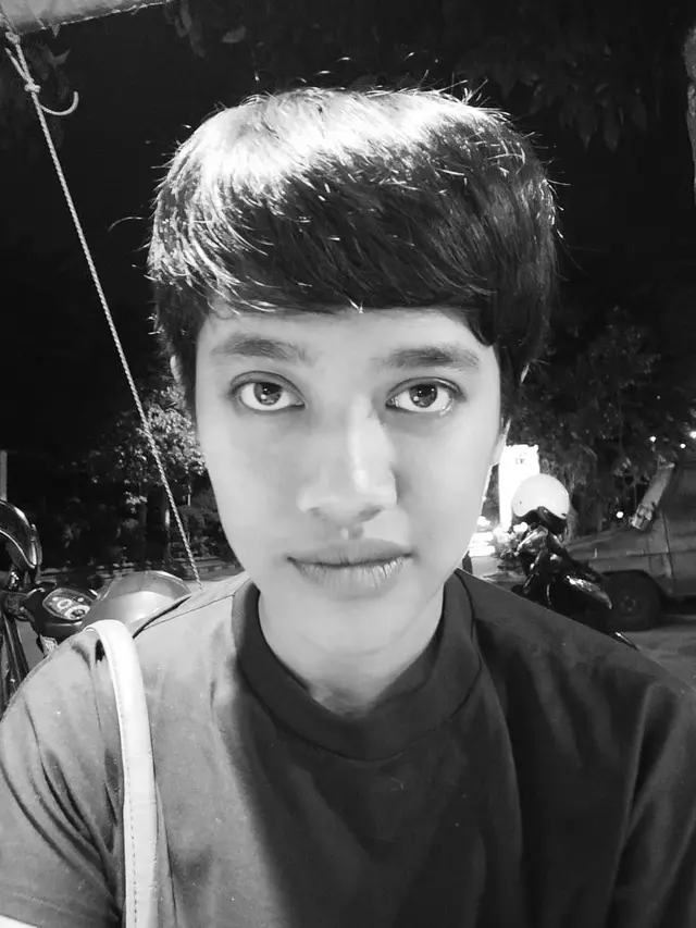 Bu Tejo Trending Topik, Ini 7 Potret Siti Fauziah Pemerannya dalam Film Tilik