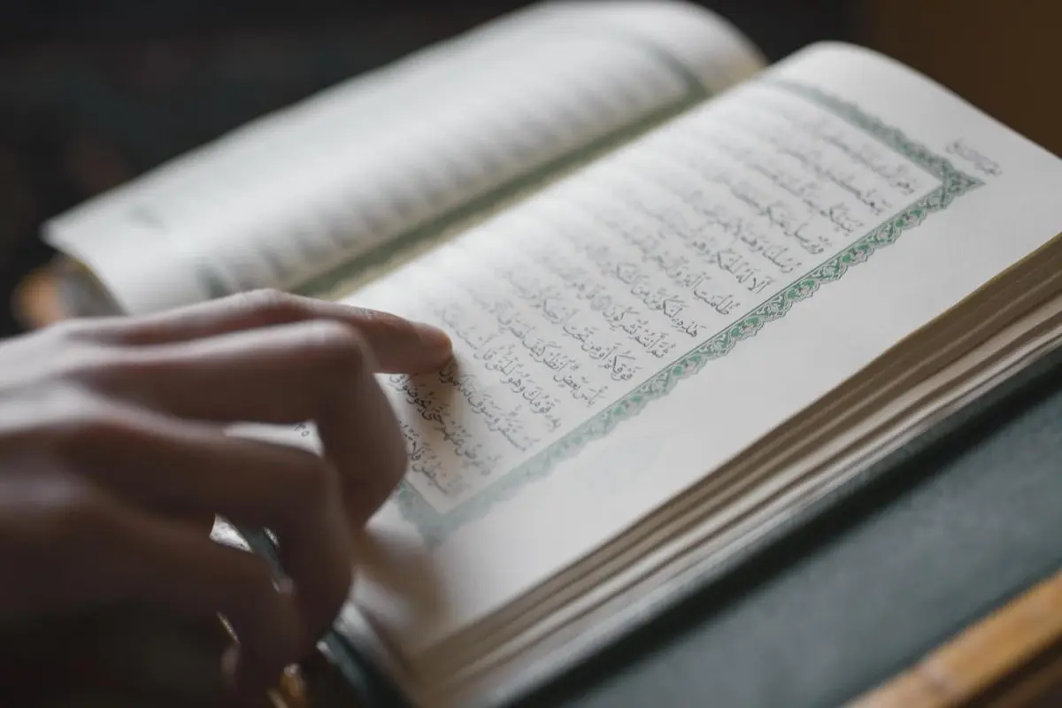 [Bintang] Mahasiswa Termuda Asal Surabaya Ini Juga Penghafal Alquran Lho